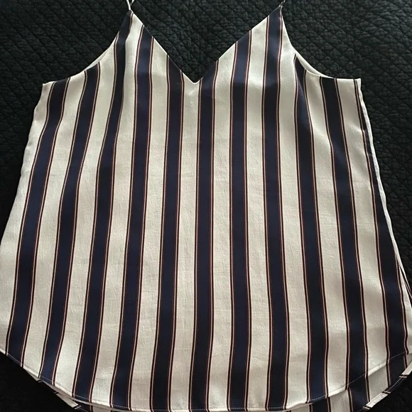 Top - Picture 2 of 6